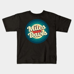 Graphic Miles Name Retro Vintage Circle Kids T-Shirt